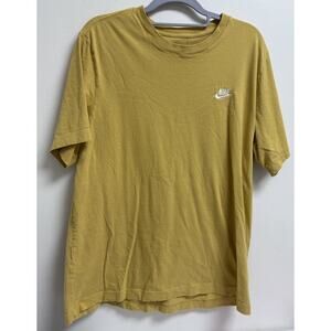Nike The Nike Tee Men’s Size Large Mustard Yellow Embroidered Logo T-Shirt